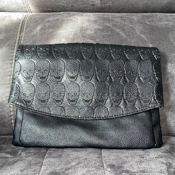Charlotte Russe Handbags - Charlotte russe skull pattern clutch envelope fold